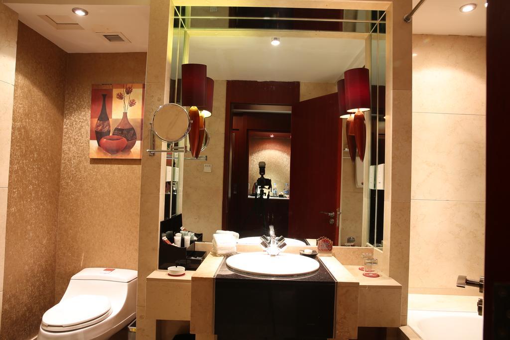 Grand Soluxe Hotel Dunhuang Bagian luar foto