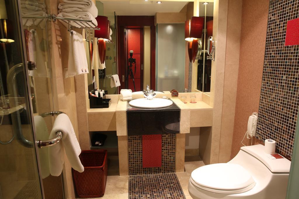 Grand Soluxe Hotel Dunhuang Bagian luar foto