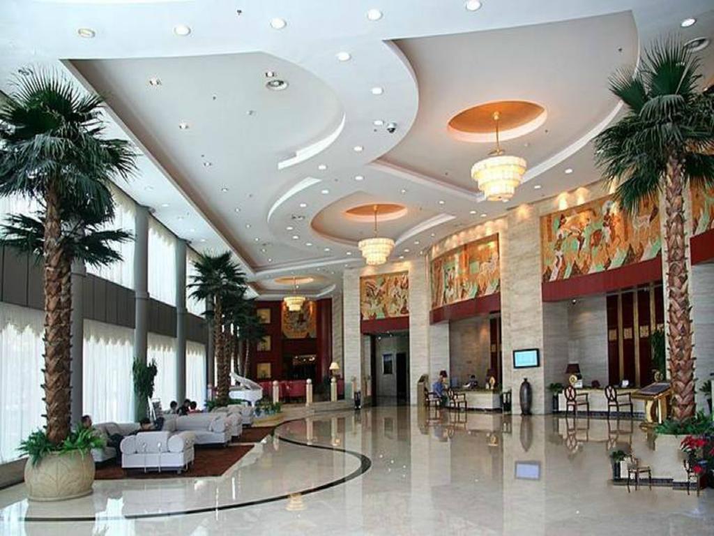 Grand Soluxe Hotel Dunhuang Bagian luar foto