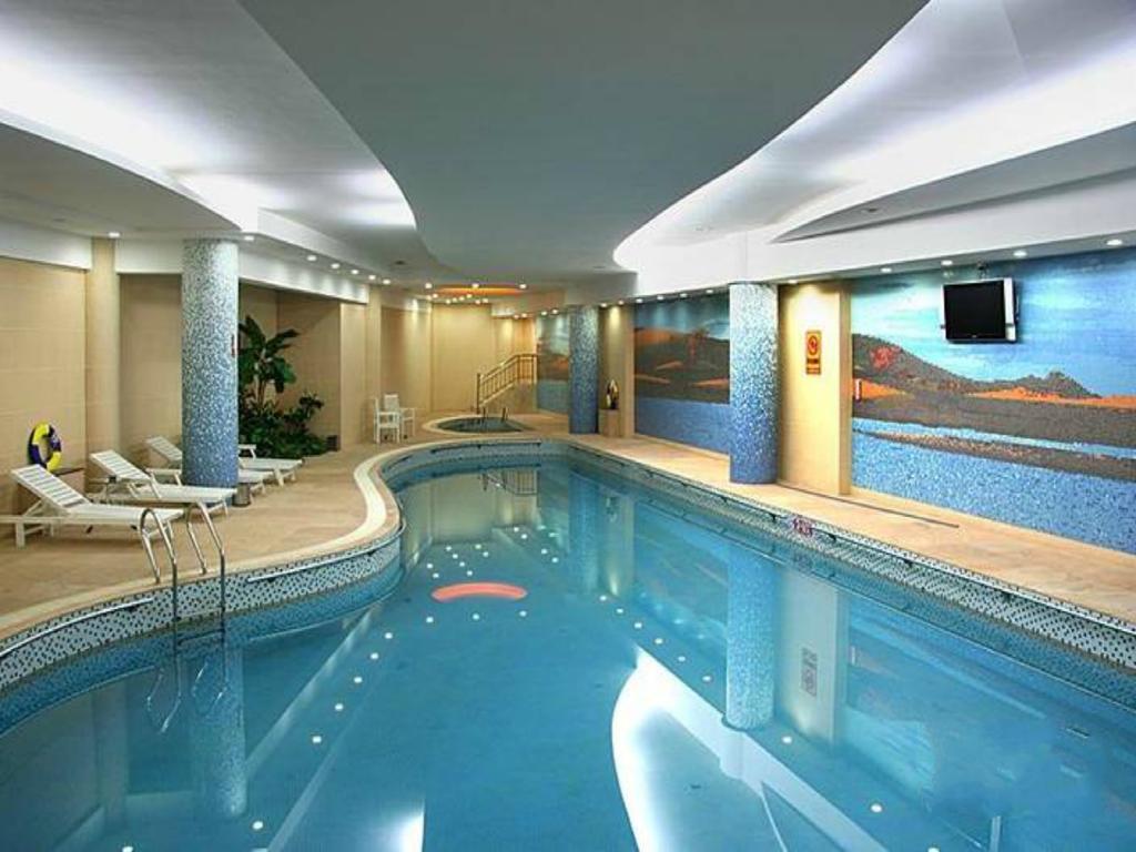 Grand Soluxe Hotel Dunhuang Bagian luar foto